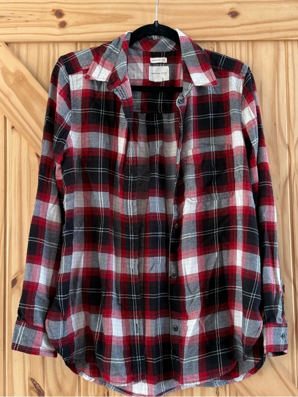 American Eagle Boyfriend Fit Plaid Button Up